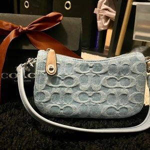 Coach shoulder bag